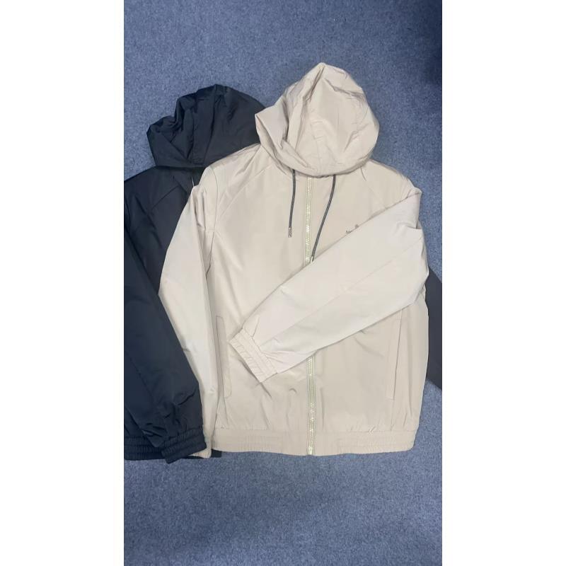 M02蒙老板穿的男士连帽夹克