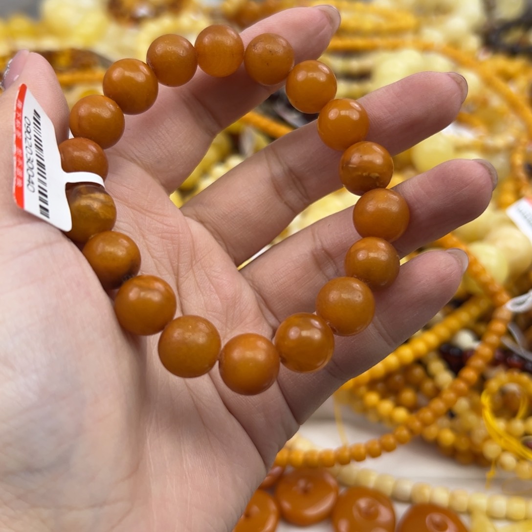 琥珀珠宝奇石未镶嵌