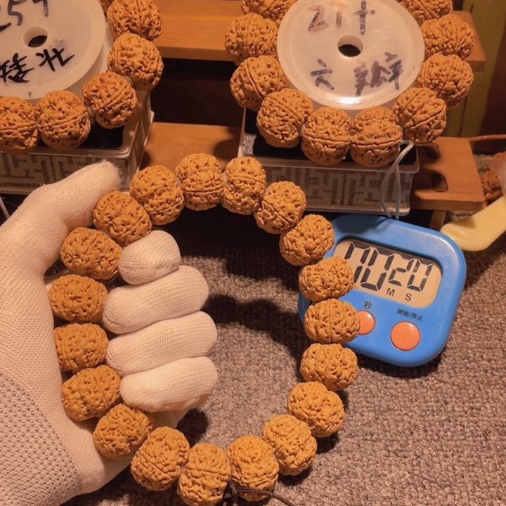 金刚菩提吊坠西*柿这两位小