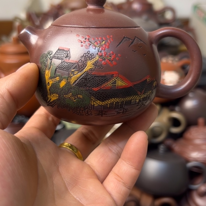 紫砂茶壶壶口磕碰