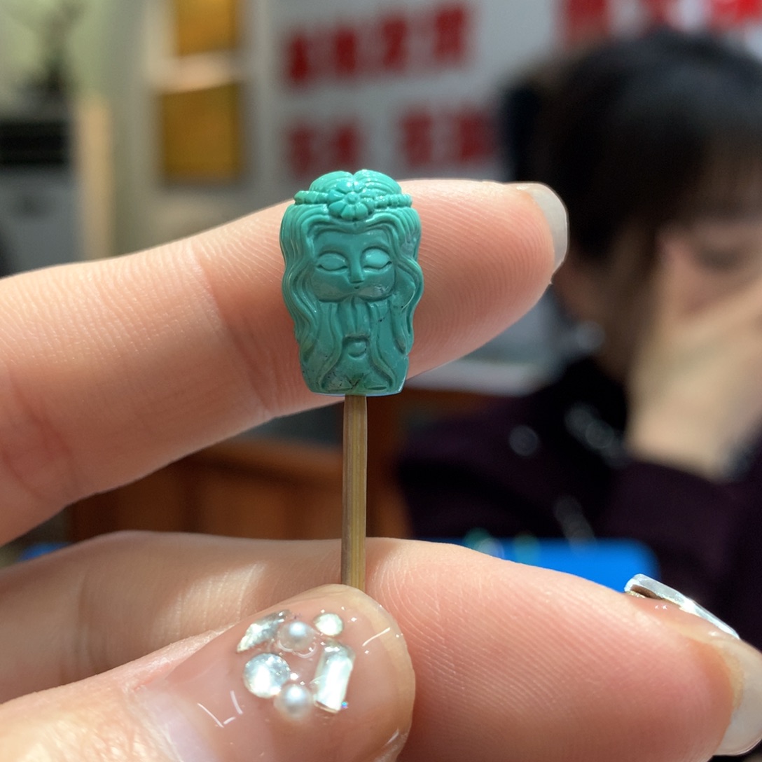 绿松石配饰未镶嵌