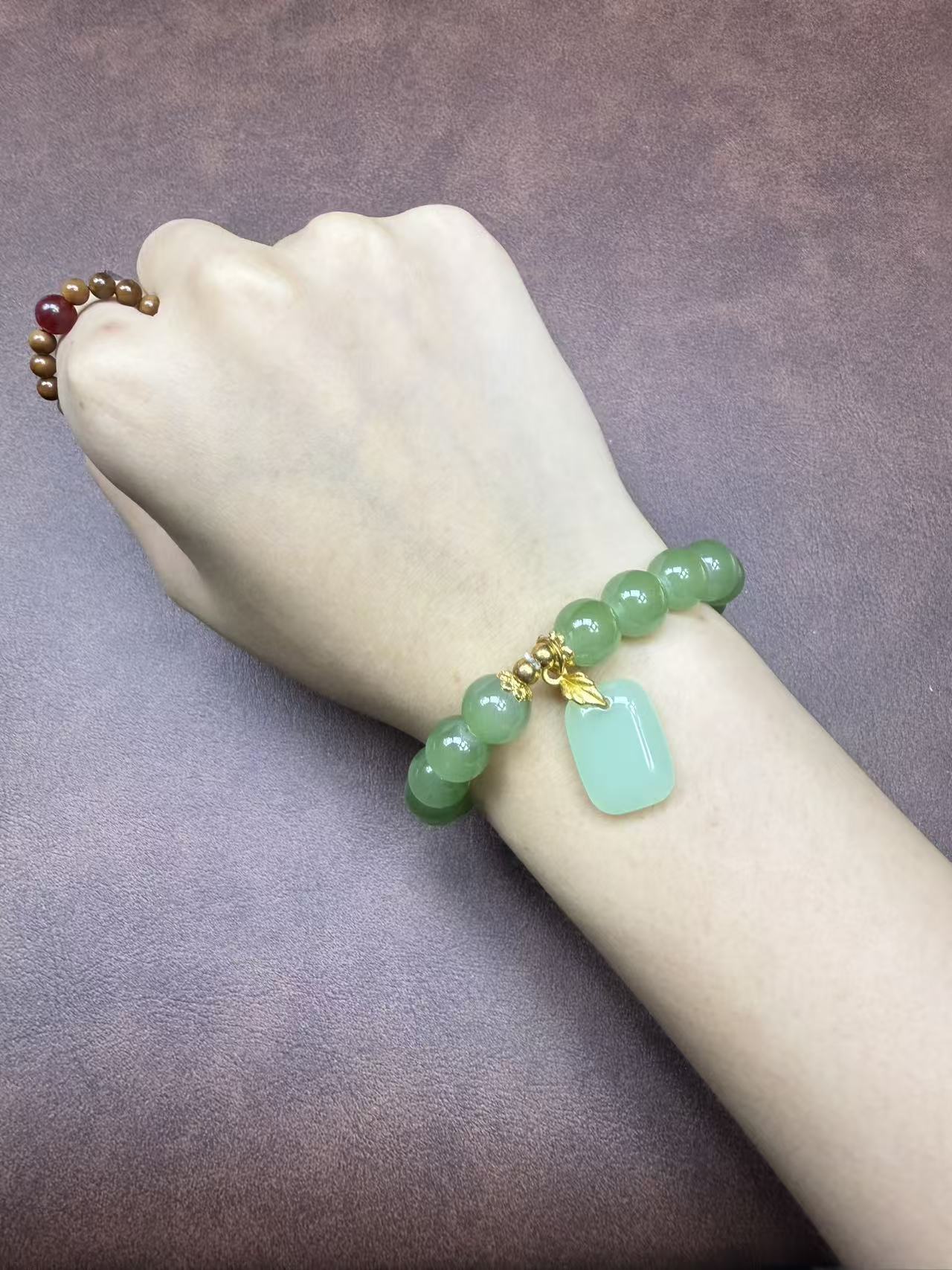 F007 精品吊坠手串（无礼盒）