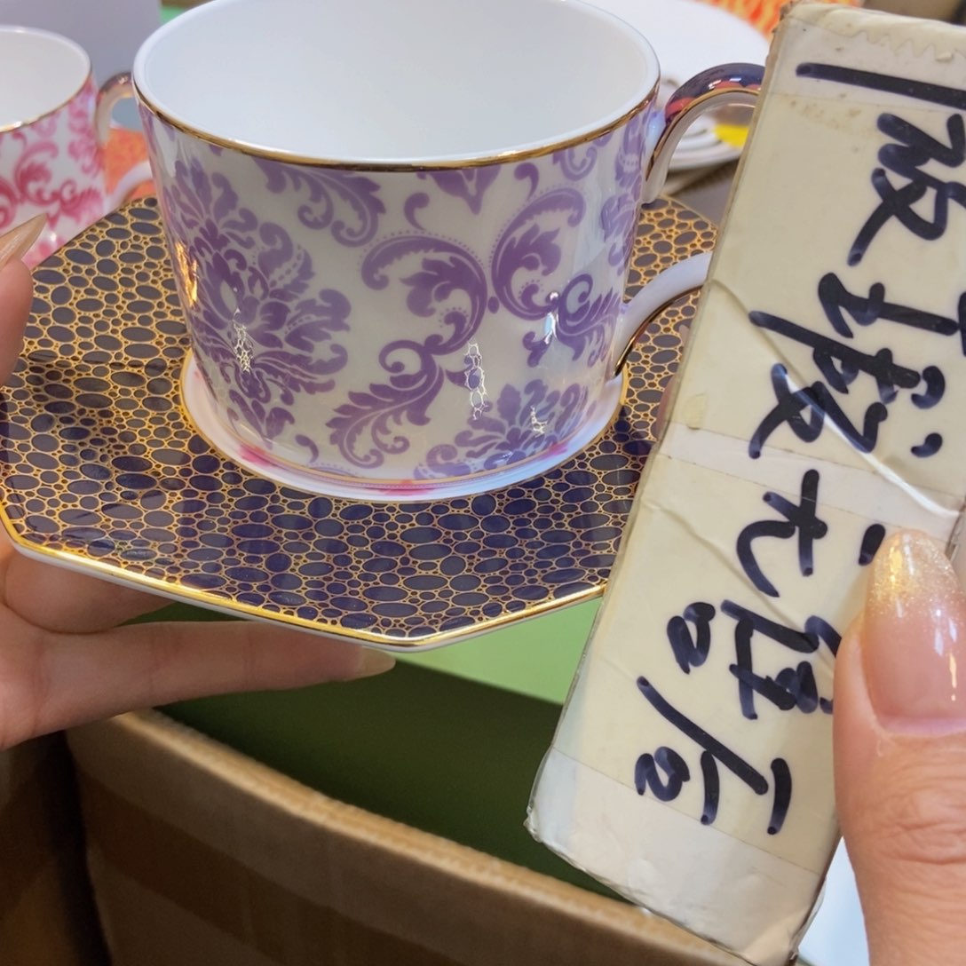 瓷蔷**语两单包邮…………………………