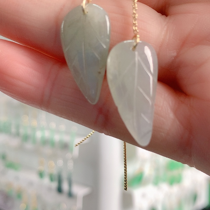 翡翠耳饰未镶嵌翡翠