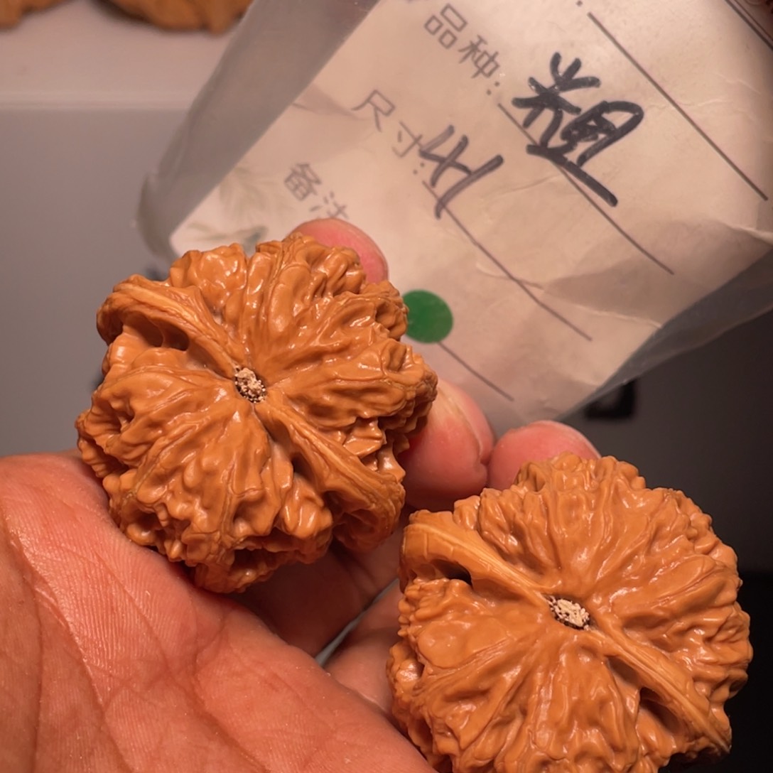 文玩核桃吊坠文玩核桃