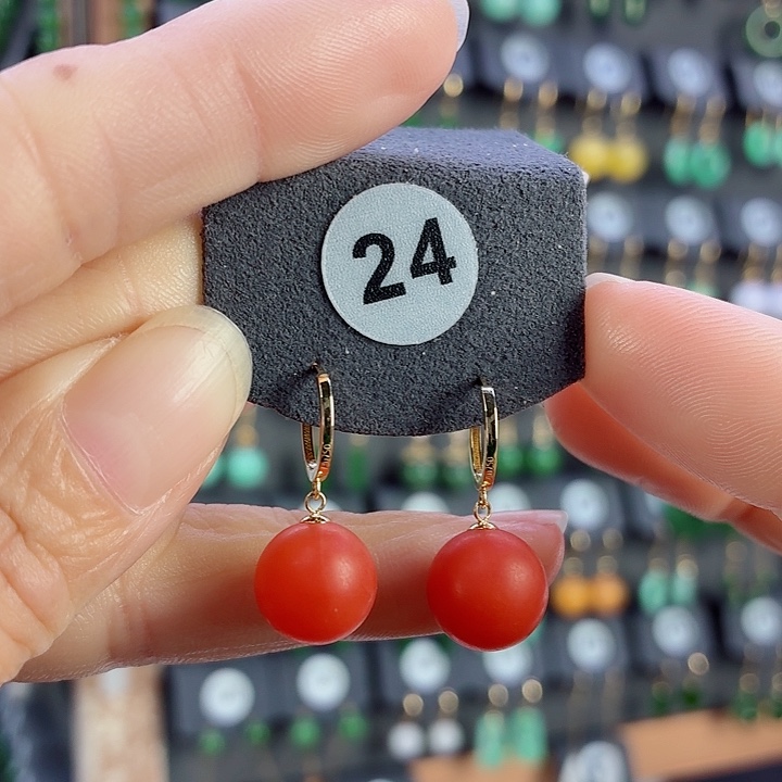 南红玛瑙18K金镶嵌耳饰