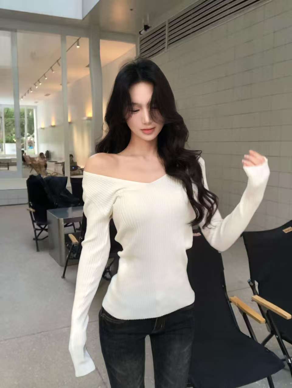 CC SHOP 秋冬季女简约纯白V领打底修身显腰线百搭