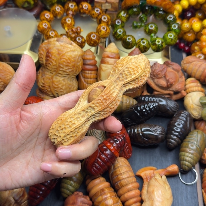 松木琥珀木文玩手串