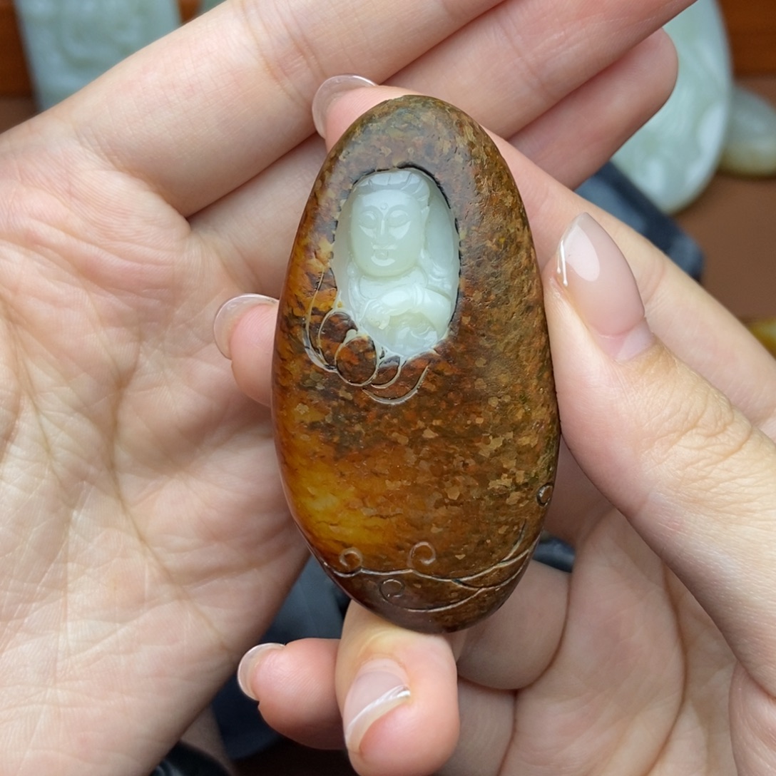 梦***生和田玉未镶嵌挂件