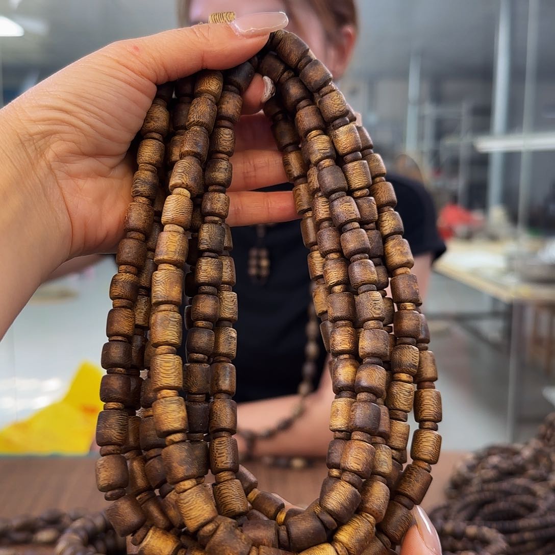 沉香手串多样性发货1条海南白棋998-932