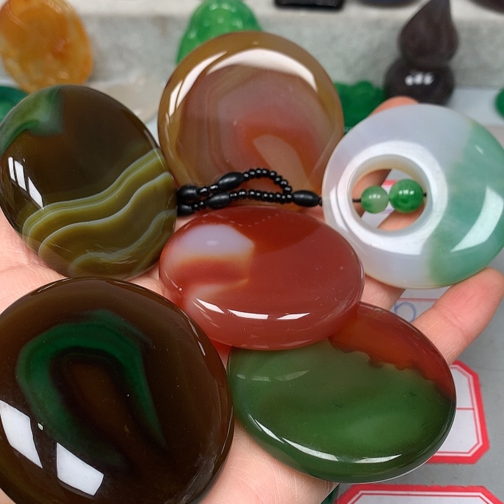 笑***生玛瑙/玉髓未镶嵌颈饰