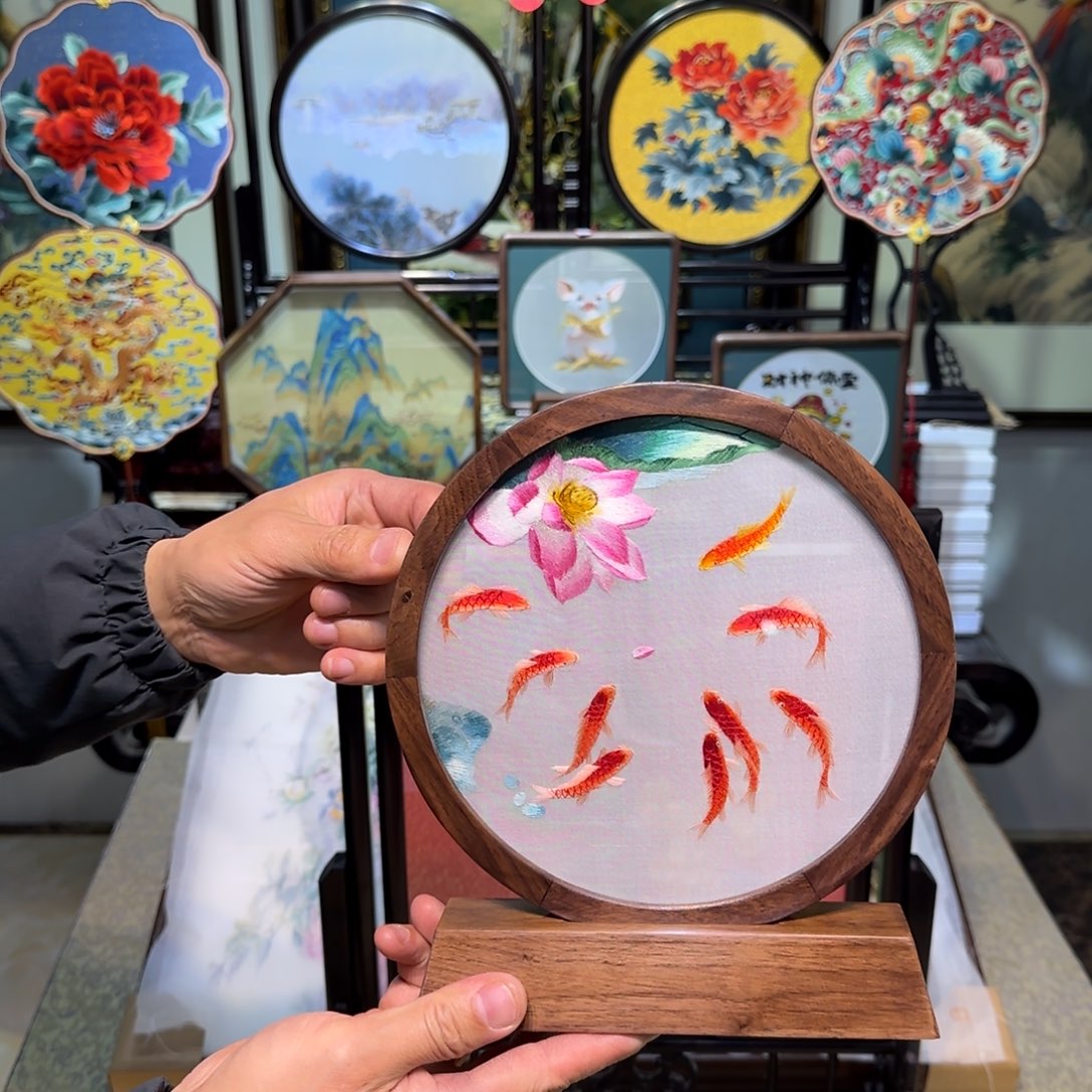 刺绣刺绣工艺精湛