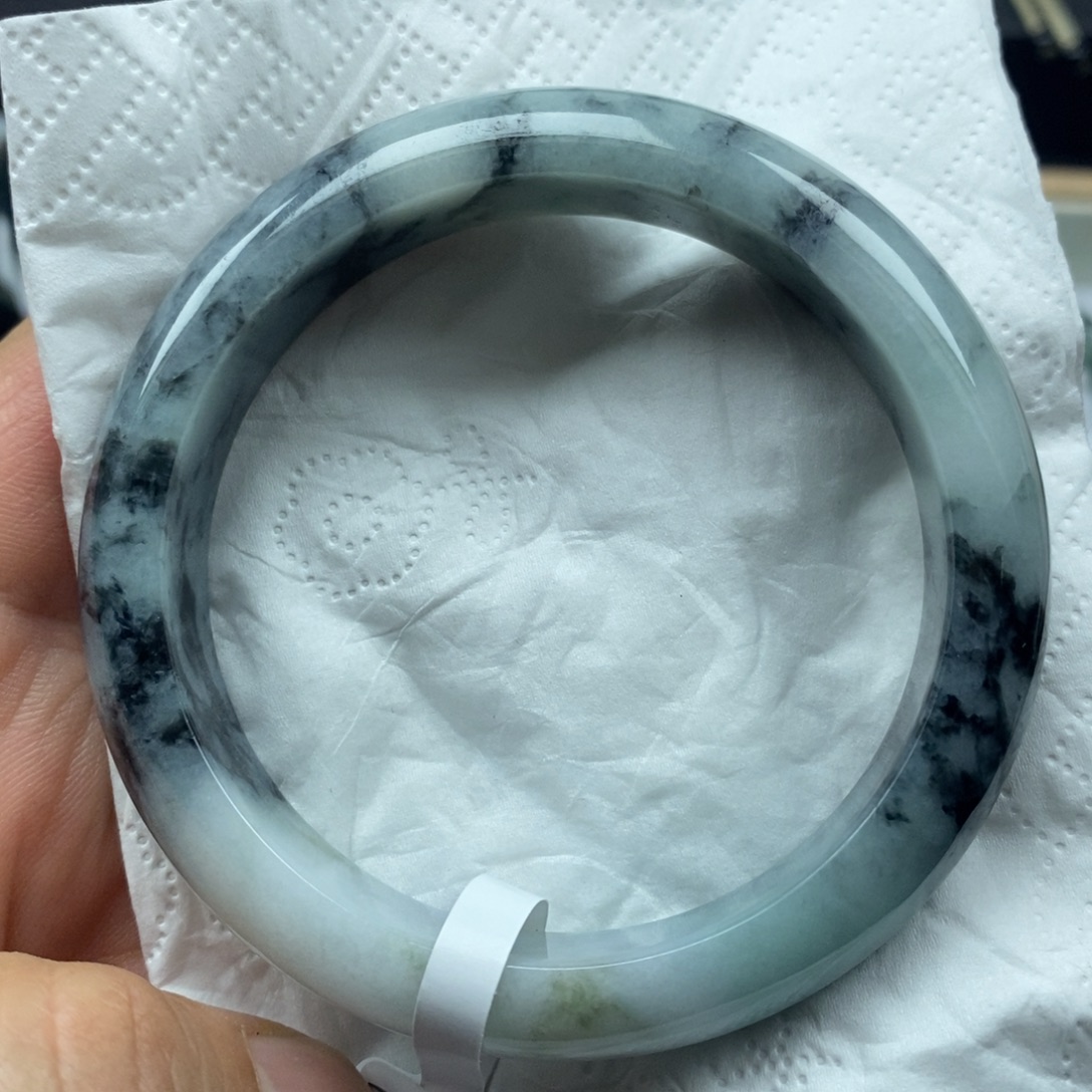 翡翠未镶嵌手镯翡翠手镯