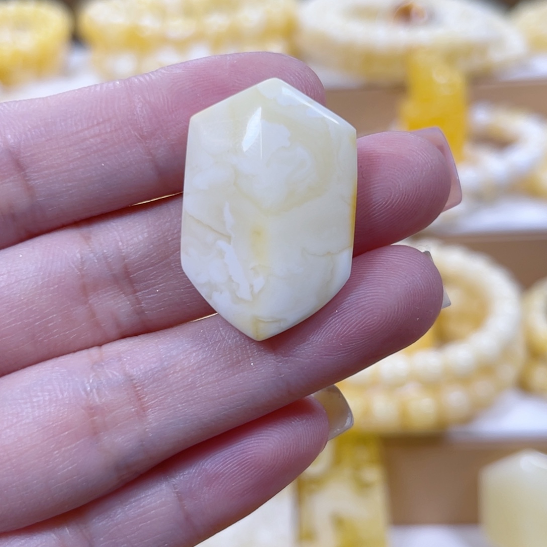 琥珀未镶嵌手链天然蜜蜡