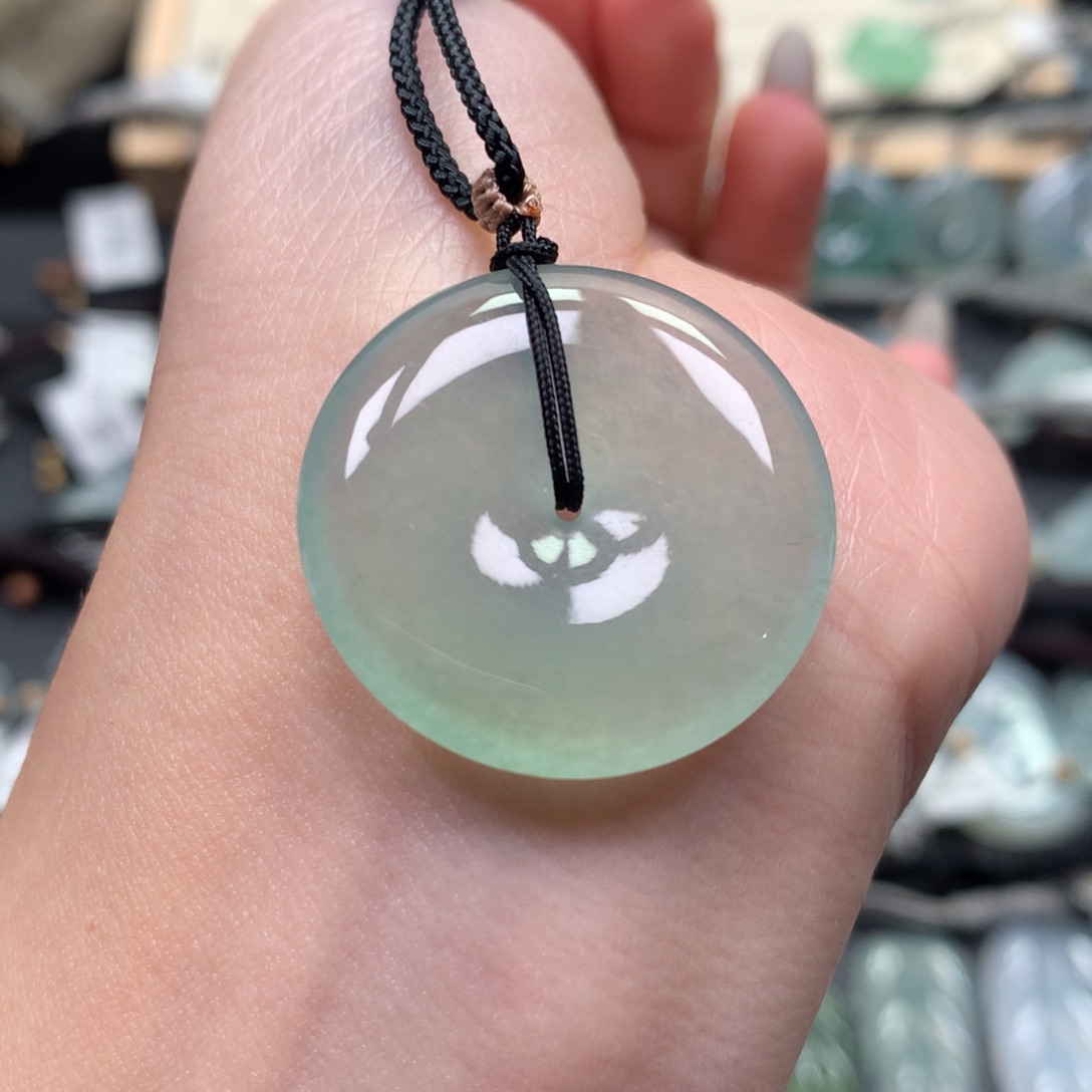 翡翠颈饰未镶嵌星*扣子