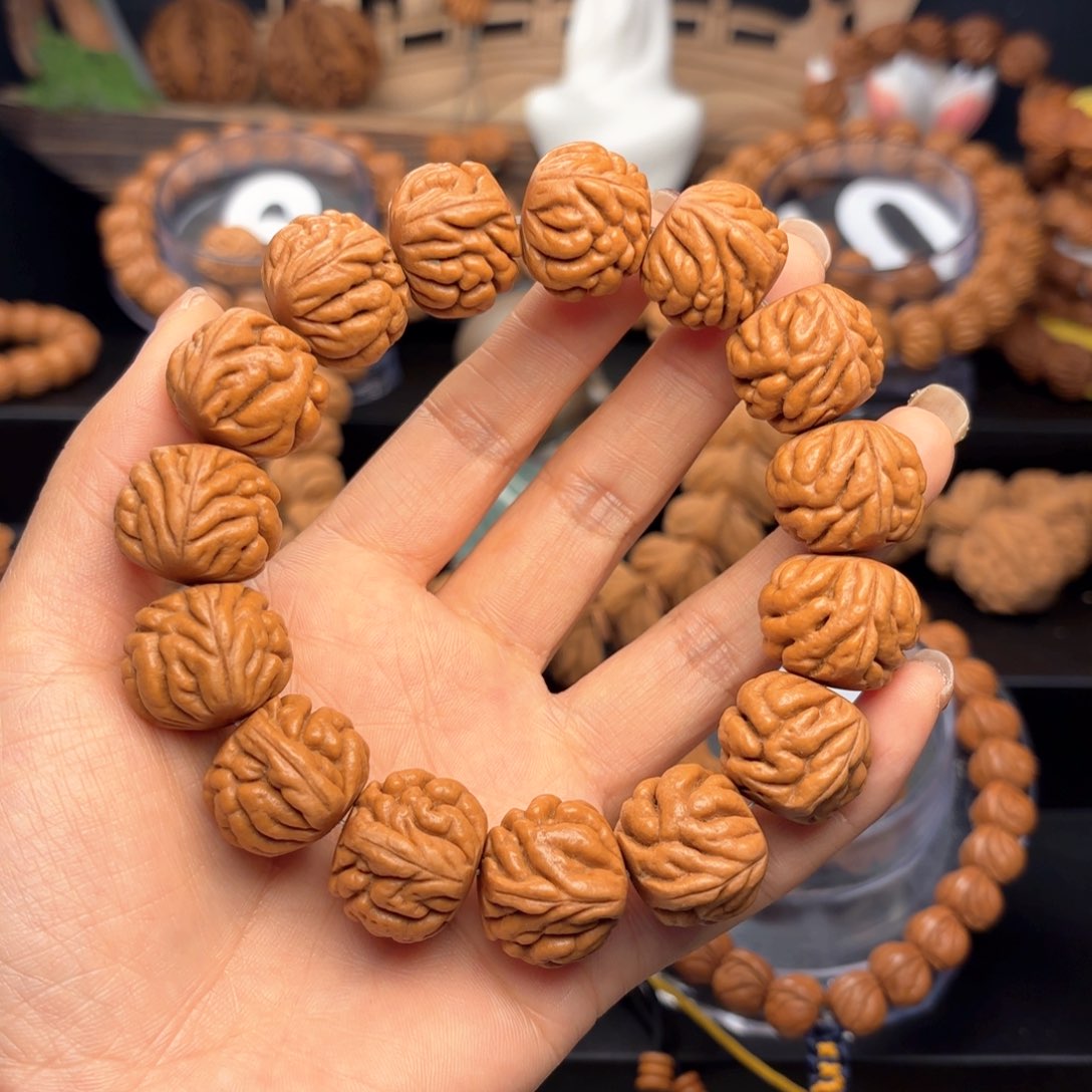 桃核吊坠野生豹子头20尺寸