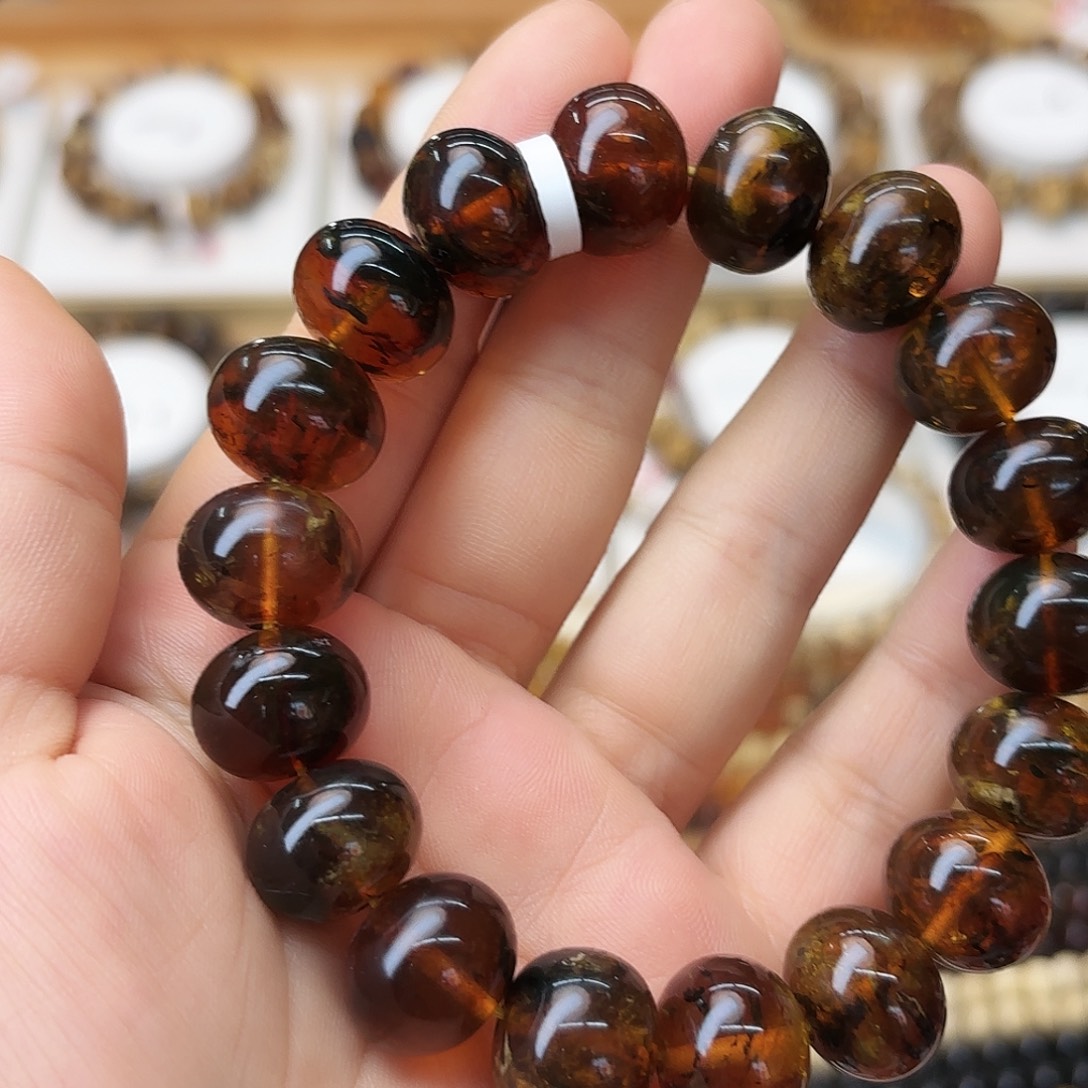 琥珀未镶嵌裸石十五91460