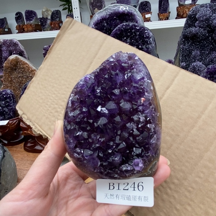未镶嵌紫晶大型摆件（非配饰）