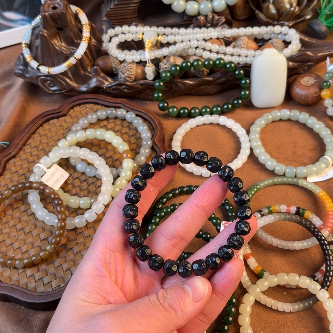 和田玉未镶嵌手链