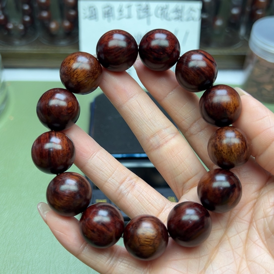 降真香其他海南红降1.8芝麻点满节油瑕疵