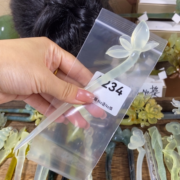 ღ***点蛇纹石玉未镶嵌发饰