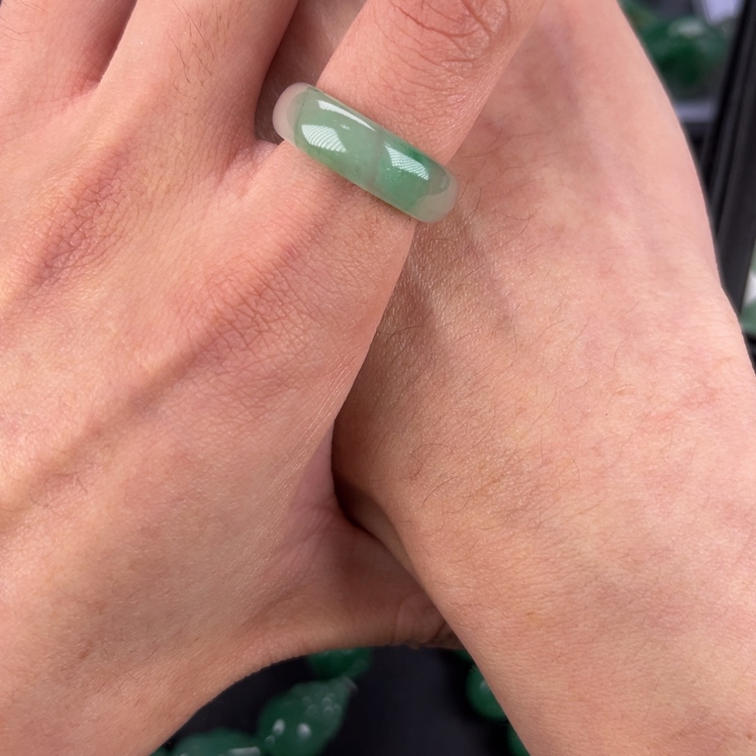 石英质玉戒指未镶嵌将可口可乐