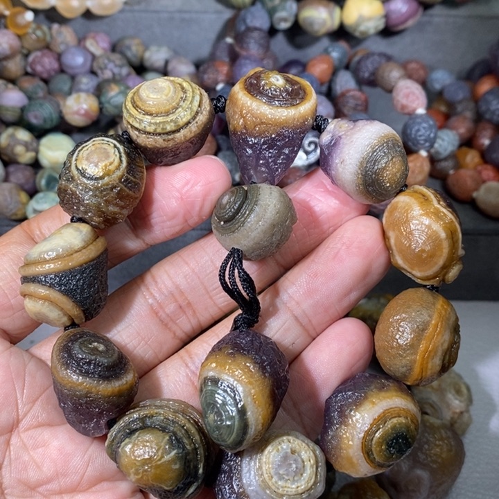 未镶嵌玛瑙/玉髓珠宝奇石心*