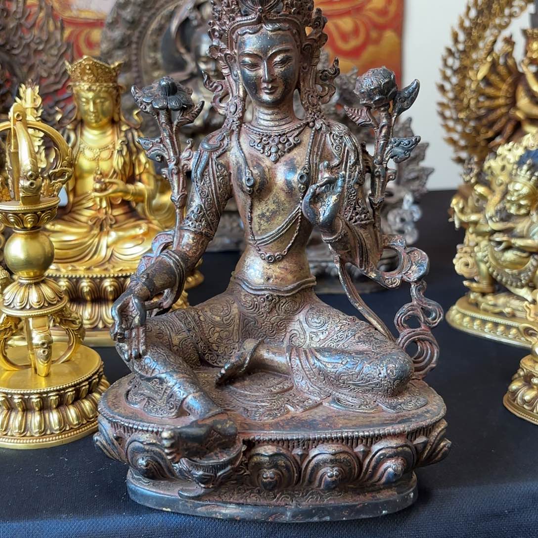绿度母藏佛黄铜摆件