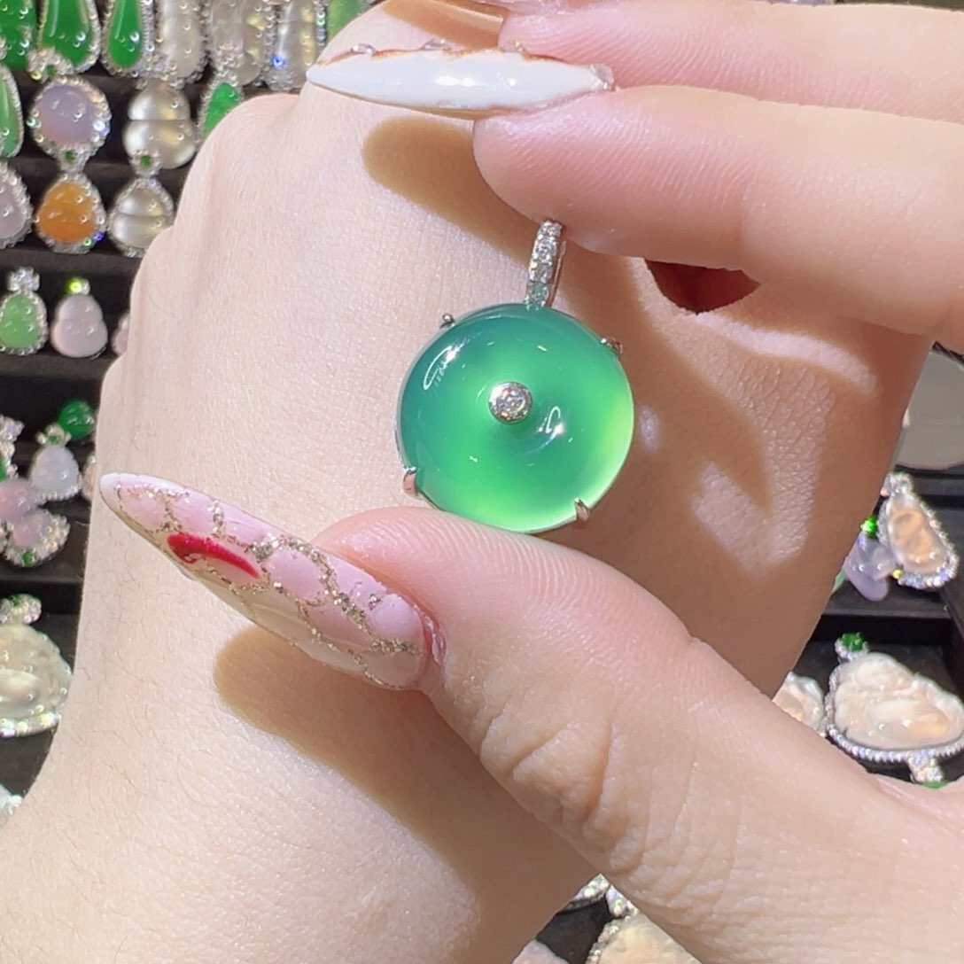 玛瑙/玉髓颈饰银S925镶嵌