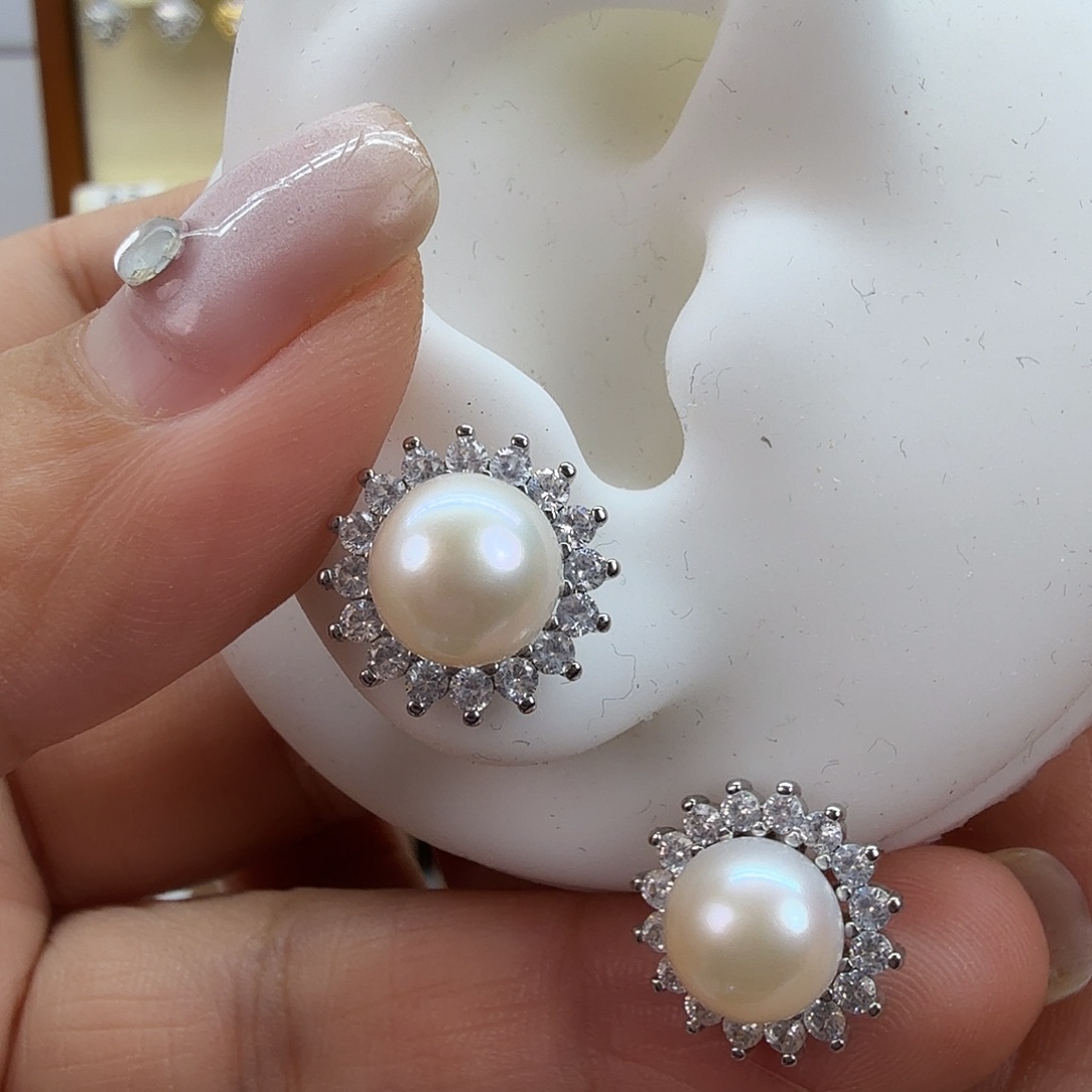 淡水珍珠耳饰未镶嵌