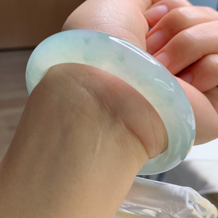 【闪购商品】翡翠手镯未镶嵌天然翡翠手镯