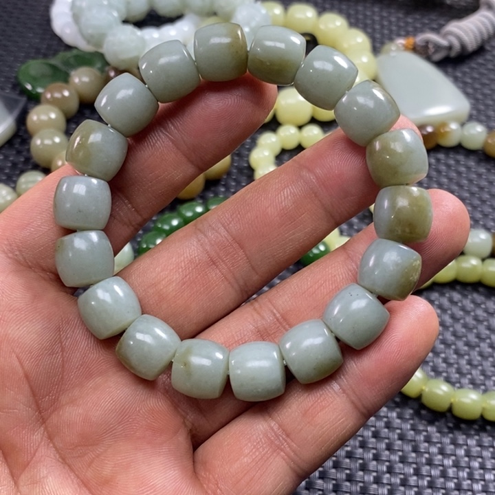 和田玉未镶嵌手链