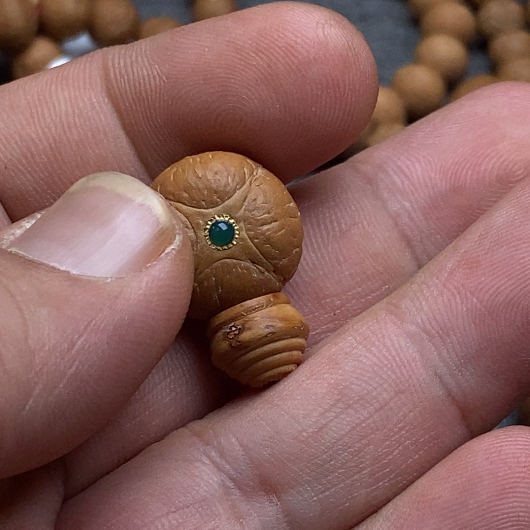 凤眼菩提手串小**、19单粒佛头三通