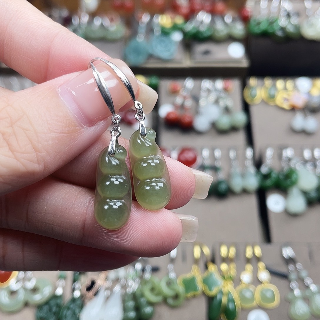 和田玉银S925镶嵌耳饰