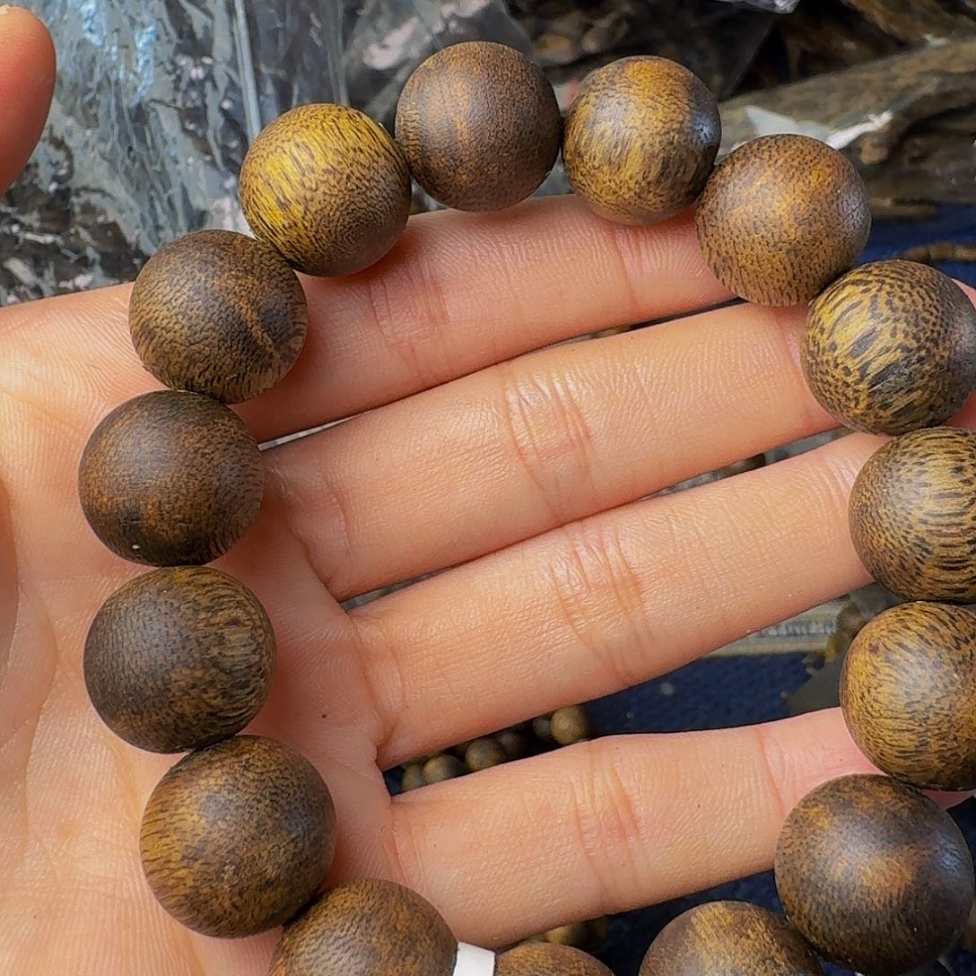 沉香手串1.5圆珠22克多样性发一