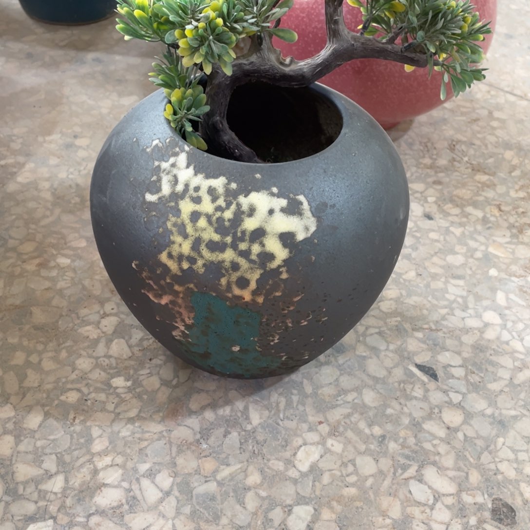 陶瓷高度18厘米口径10厘米