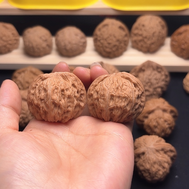 文玩核桃吊坠39磨盘