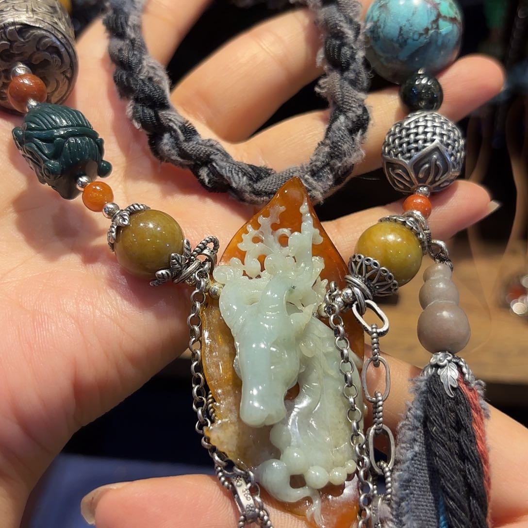 翡翠颈饰未镶嵌原创