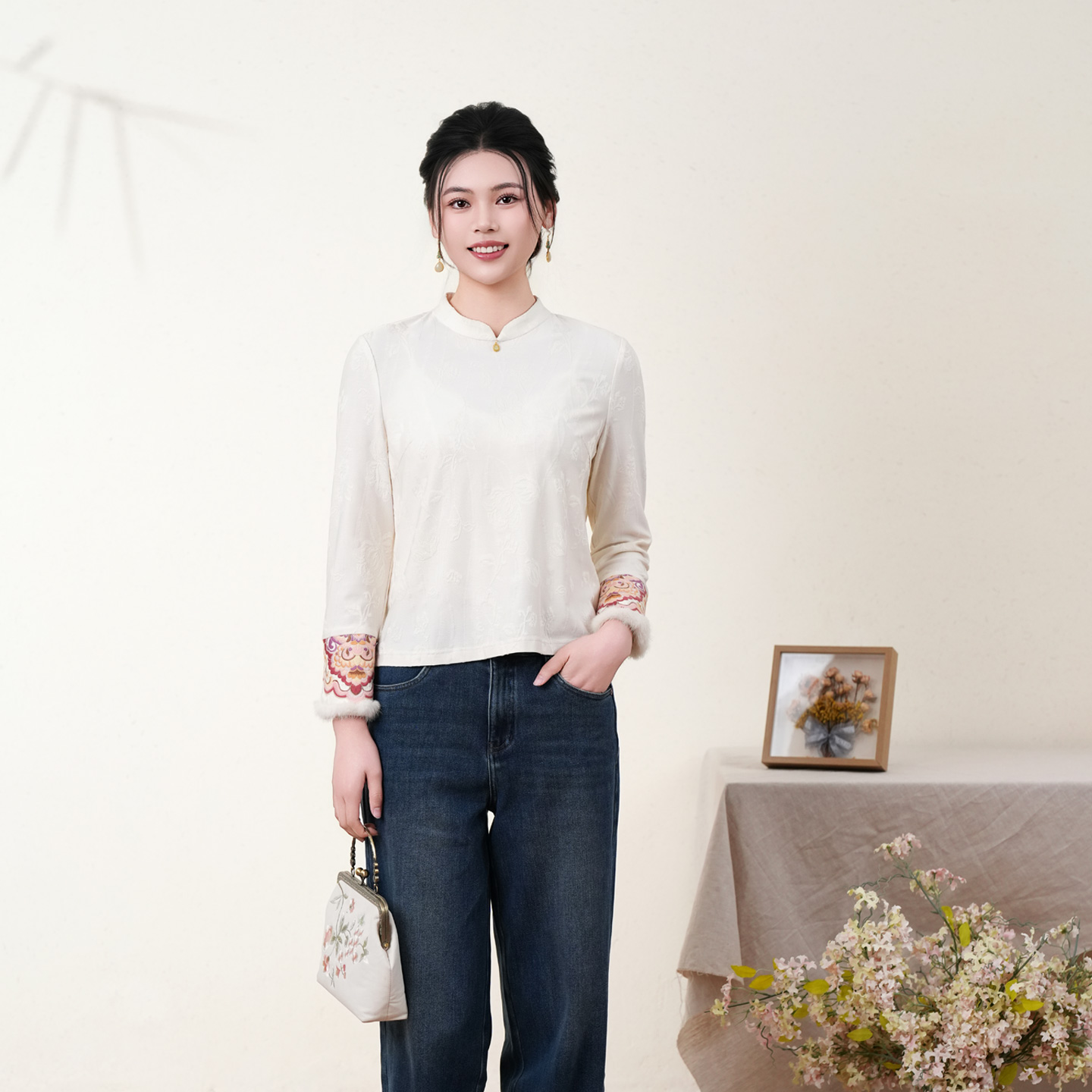 布符新中式「兰亭序针织提花刺绣上衣」2026年春季长袖NCZZ6