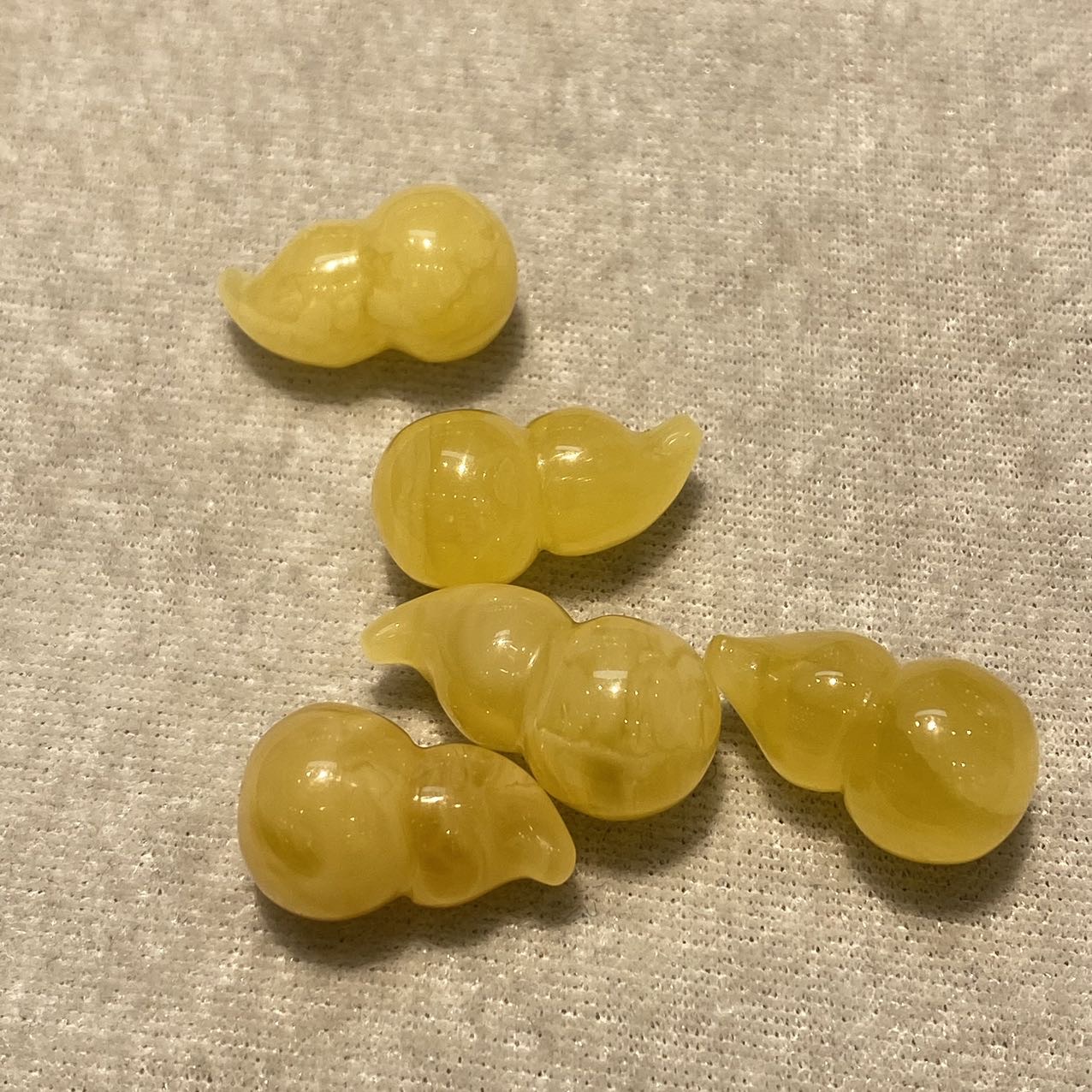 【佳哥严选】J56997-蜜蜡鸡油黄葫芦吊坠多样性发其一-26*14mm左右