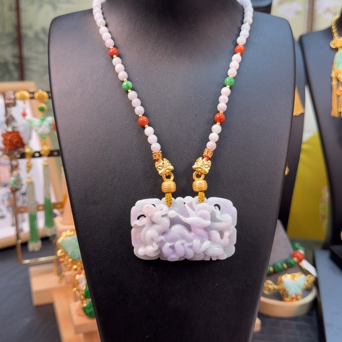 翡翠未镶嵌套链福利套装