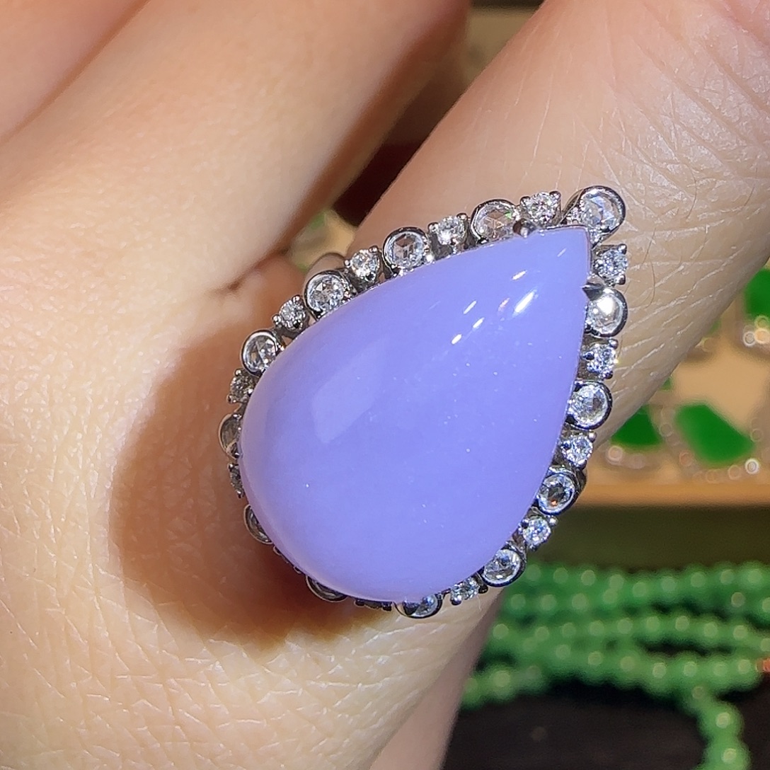 翡翠18K金镶嵌戒指