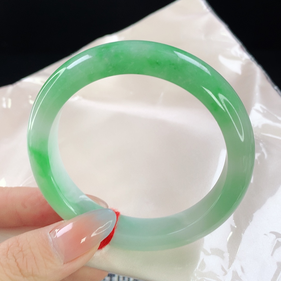 翡翠手镯未镶嵌236翡翠