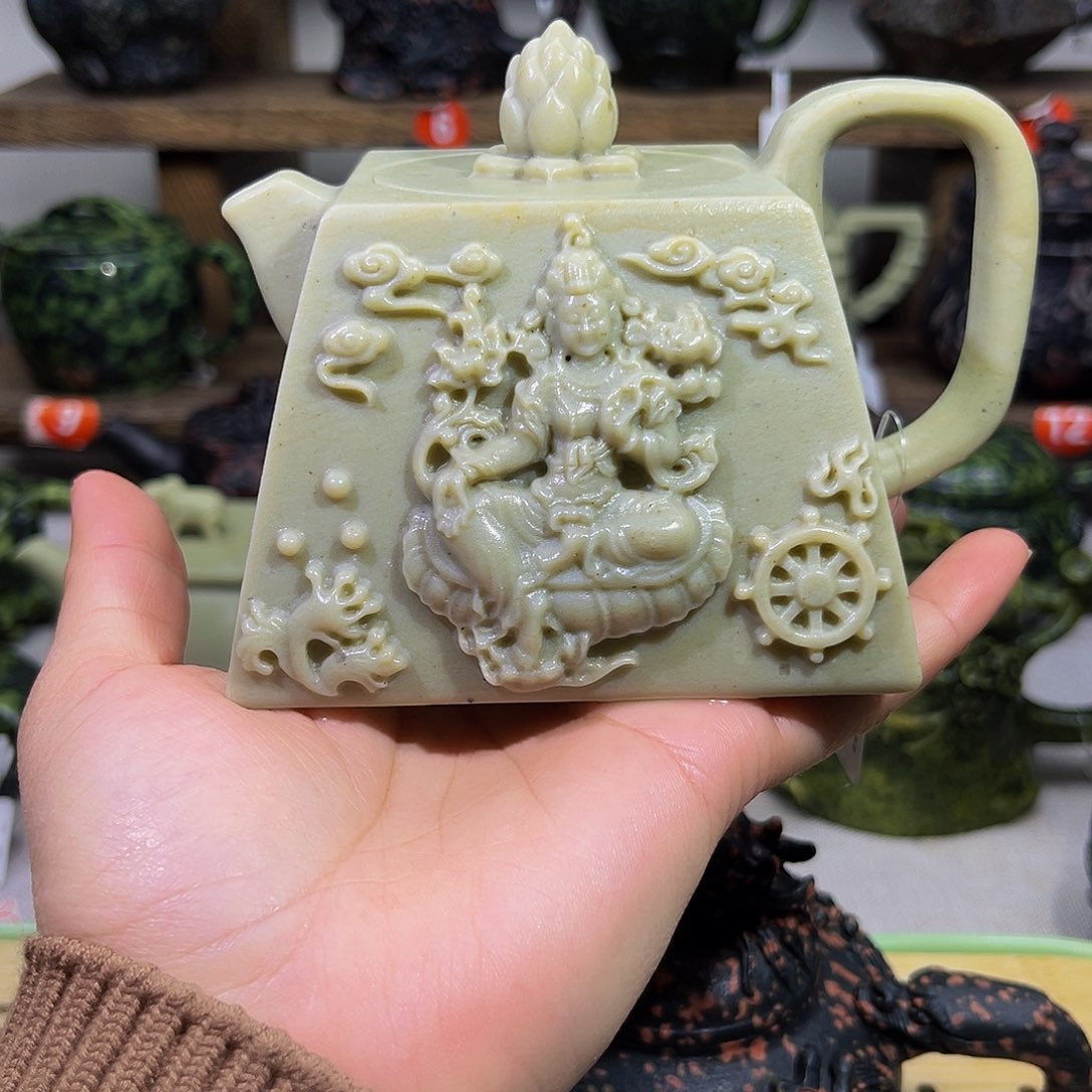 我石材冰碛玉精品壶