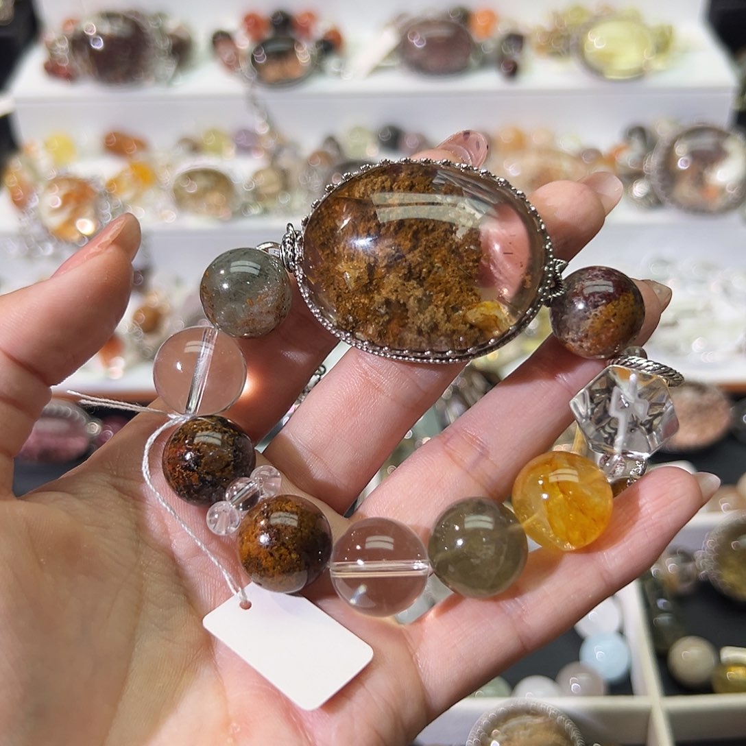 合金手链水晶心****大手串