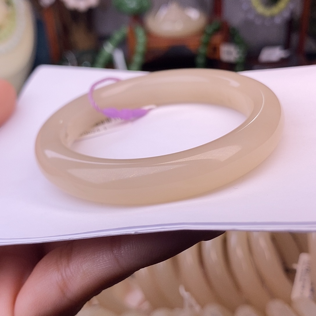 和田玉老矿料藕粉手镯56圈福利补贴未镶嵌