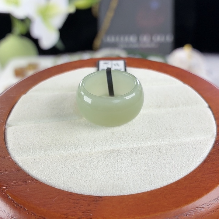 和田玉（糖玉）未镶嵌戒指i135青提轮胎17.3不退换