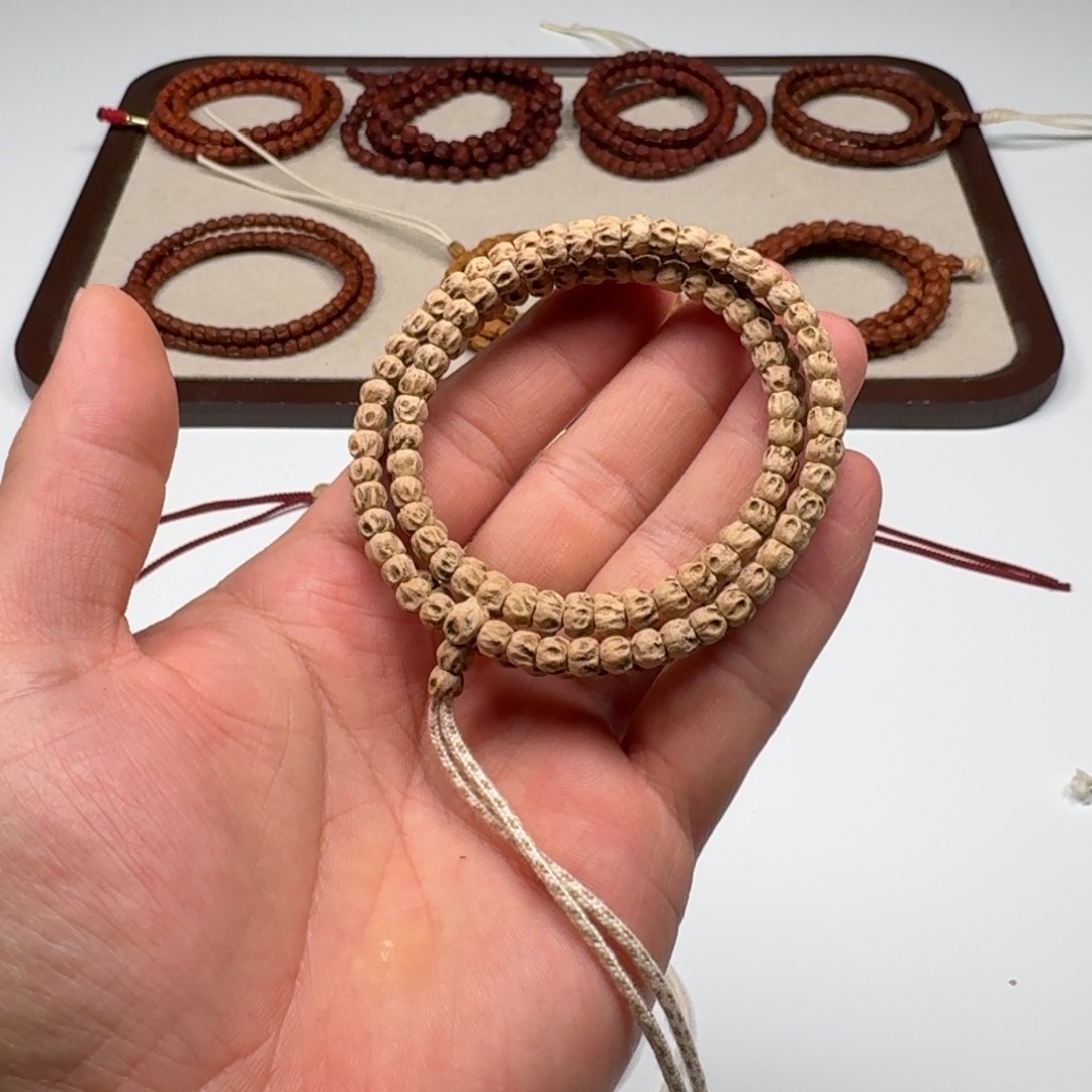 柏香籽/百香籽手串A*b5mm