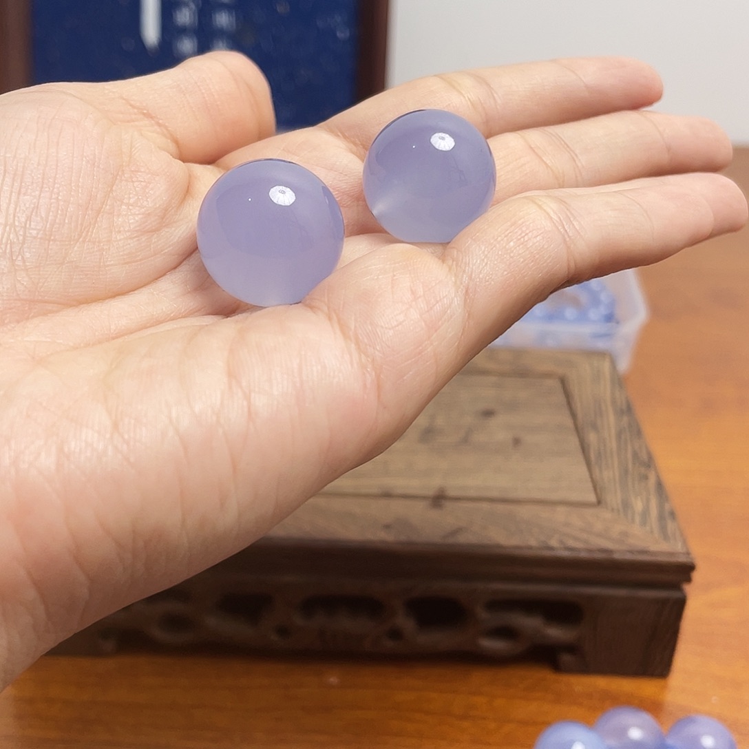 玲***玲玛瑙/玉髓未镶嵌珠宝奇石