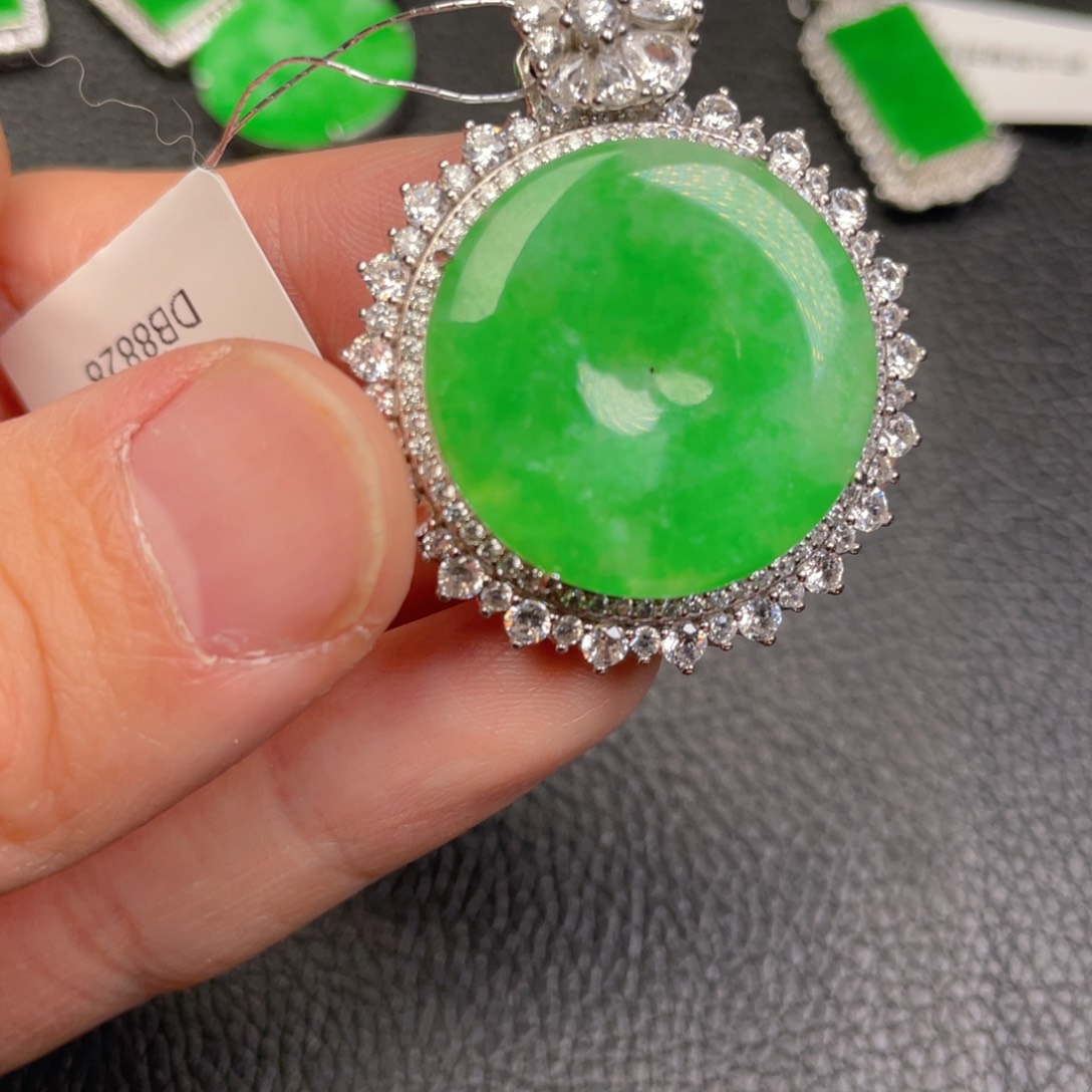 翡翠吊坠(不含链)银S925镶嵌吊坠